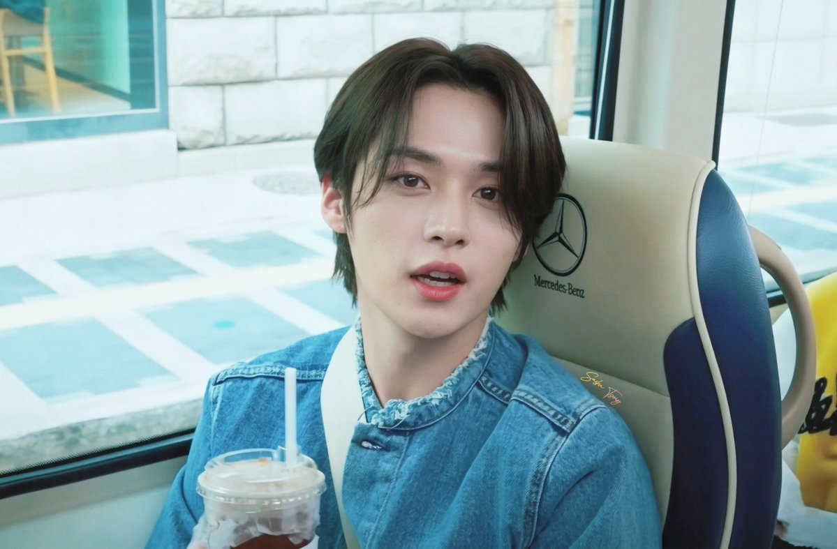 TsengSasha's tweet photo. 26.05.29
Time Out #1 MT Part 1 | [SKZ CODE]Ep.33
（HD）Lee Know CUT.
3P💙😺🩵
#リノ 
#리노
#leeknow https://t.co/YY5ZVD8xBp