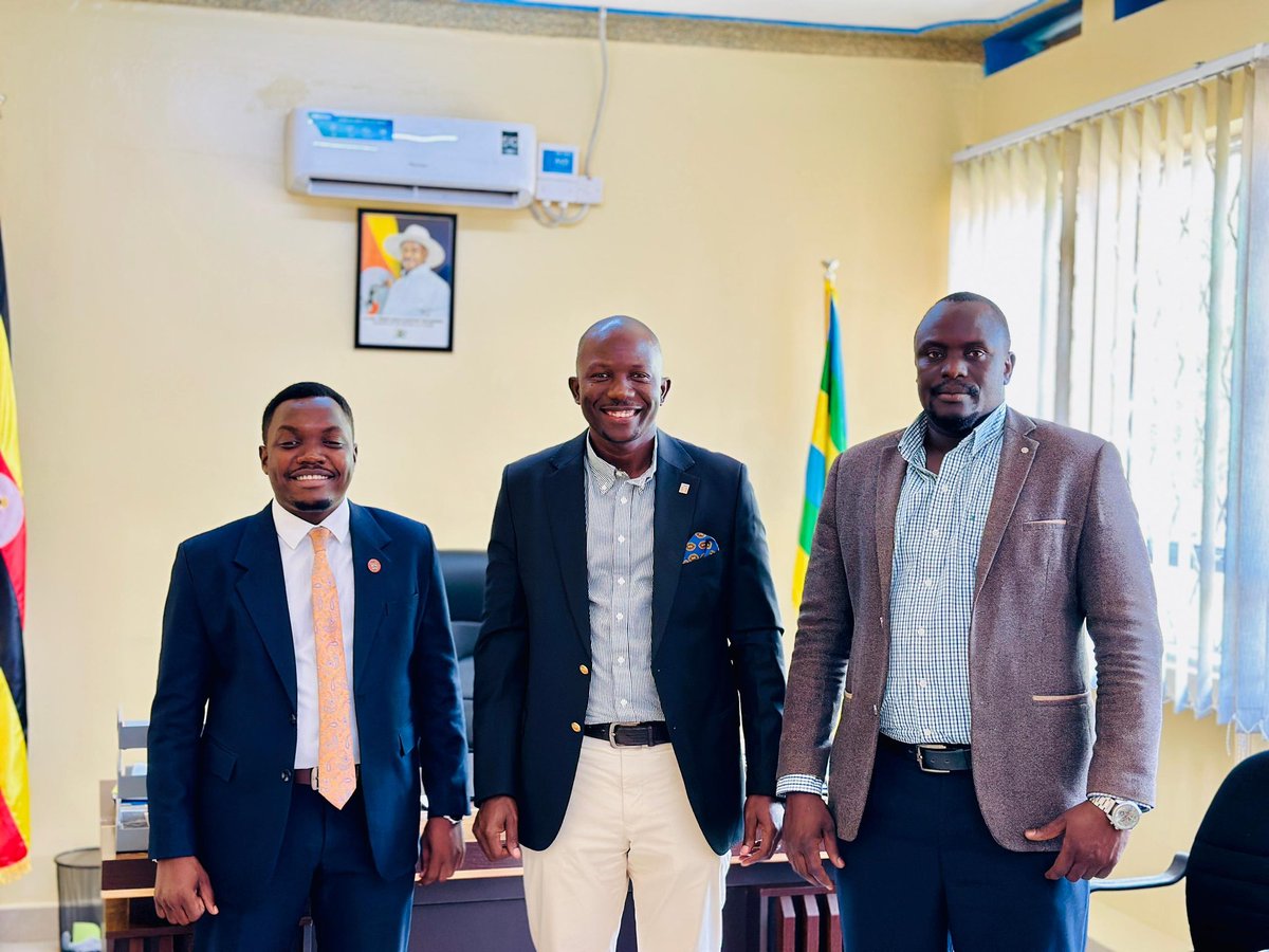 dokolopost's tweet photo. JUST IN: Arua, Gulu City Leaders Pursue Twinning Partnership for Urban Development. @LAlionzi @PaLabeja
More Info: https://t.co/GlYg4iRfAi
#DokoloPostUpdates https://t.co/PJJWZ7zm0q