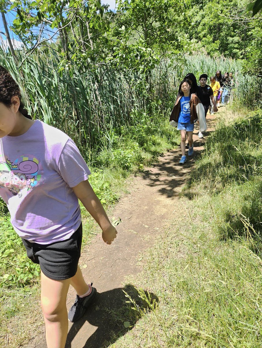 es_flower's tweet photo. Our Grade 5 green team trip to Maryland’s Green School Youth Summit is always a highlight of the year! https://t.co/pbTRnNxsAA