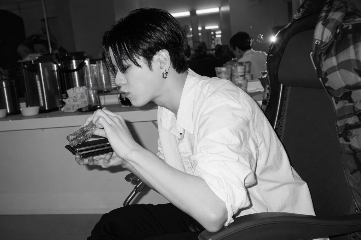 cewenya jaehyuk #TREASURE JUNE COMEBACK💎 tweet media