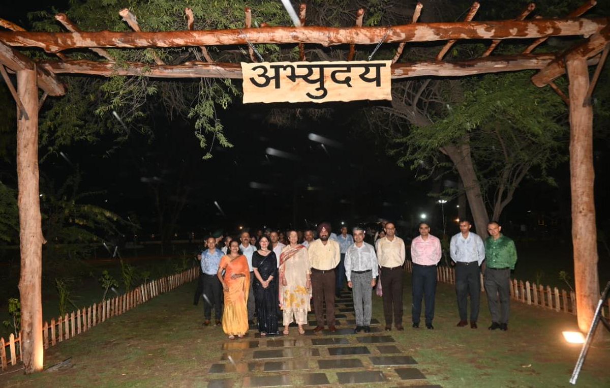 SWComd_IA's tweet photo. Leading from the Front, Inspiring Beyond the Uniform
Leadership, welfare and recreation received a major boost at Hisar Military Station as #ArmyCommander #SaptaShaktiCommand accompanied by #RegionalPresidentAWWA, #SaptaShaktiCommand, visited #DOTDivision and addressed the entire military fraternity in Hisar Military Station. His talk inspired all ranks, reinforced the enduring values of leadership, camaraderie and unwavering commitment to the Nation.
The occassion also marked the inauguration of ABHYUDAYA Waterfront Complex - a modern eco-friendly hub and the state-of-the-art DOT Go Karting Arena.
The inclusive initiatives reflect the Indian Army’s commitment towards leadership, community welfare, fitness, recreation and enhanced quality of life for troops and families. 🇮🇳
#LeadershipInUniform
#NationFirst
#IndianArmy
#InspiringLeadership
#CommunityWelfare
@adgpi
@HQ_IDS_India
@SpokespersonMoD
@PRODefRjsthn