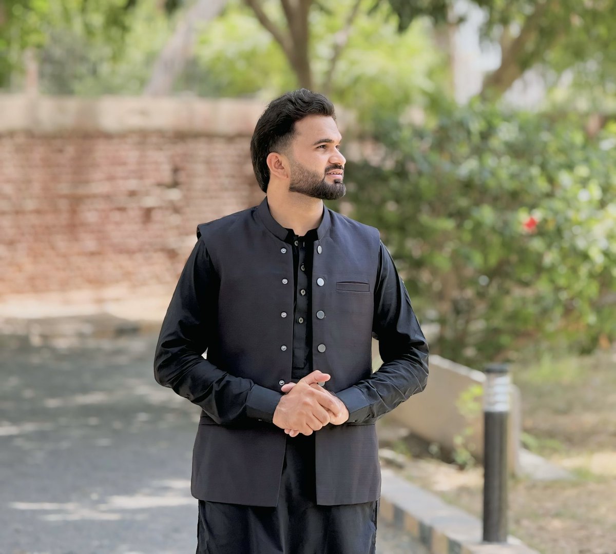 MJaved0521's tweet photo. https://t.co/wBcTy0QCc0