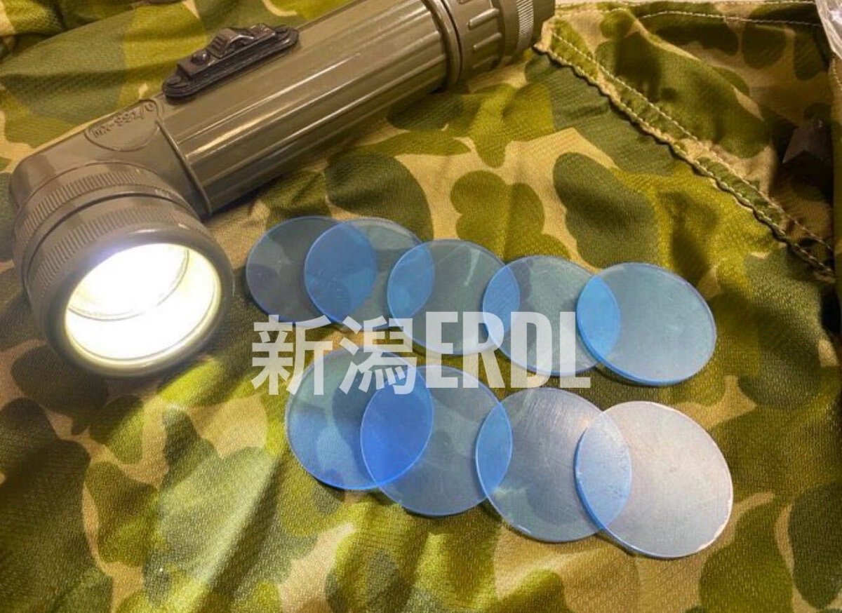 F_E_T_L's tweet photo. 当機関開発
#爆光L型ライトkit 
#ナム茶OD 各色
#NAM_Fast_Sling
#デスのあの箱 https://t.co/CyjHnmGYUU
