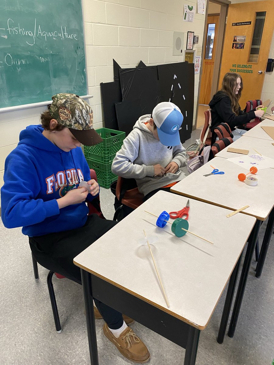 InvernessECA's tweet photo. Our Grade 7 students are designing balloon-powered cars! 🚗🎈 They’re experimenting with different materials and wheel rotations to test speed, distance, and performance while applying science and engineering skills. Great work, Grade 7s! https://t.co/KDvylOW7ss