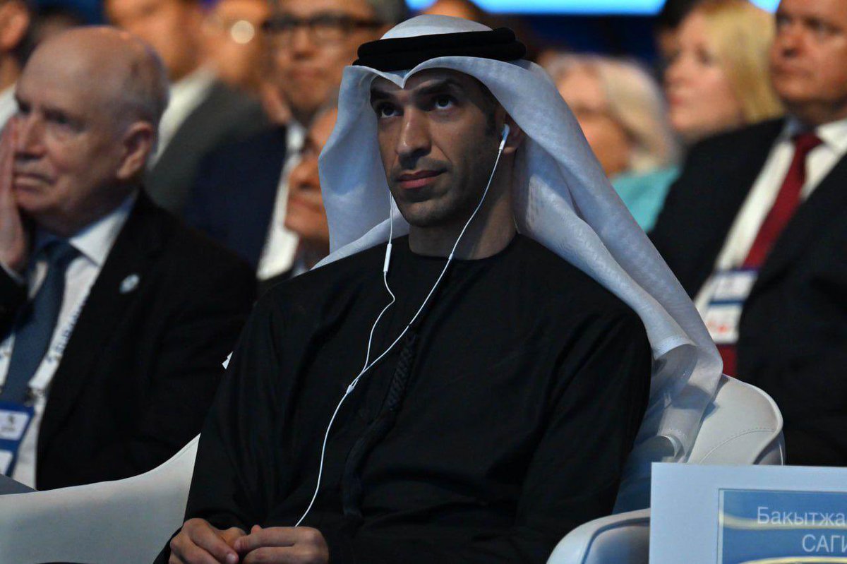 ThaniAlZeyoudi's tweet photo. نيابةً عن سيدي صاحب السمو الشيخ @MohamedBinZayed رئيس الدولة "حفظه الله"، شاركتُ في منتدى أوراسيا الاقتصادي 2026 في #كازاخستان، وذلك بحضور ومشاركة رؤساء دول وكبار المسؤولين من مختلف أرجاء المنطقة. وبحثتُ خلال المنتدى آفاق تعزيز الاستفادة من مختلف الفرص التي تتيحها اتفاقية الشراكة الاقتصادية بين دولة #الإمارات والاتحاد الاقتصادي الأوراسي، وتنسيق تطلعاتنا المشتركة لتحقيق النمو الذي يشمل أثره الجميع.