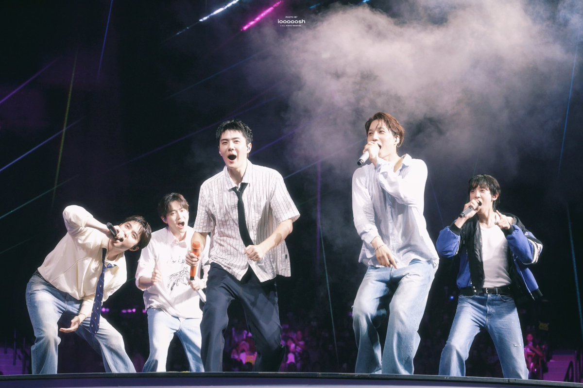 iooooosh_iii's tweet photo. 260523
EXO PLANET #6 – EXhOrizon in MACAU
🎆🎆🎆
#SEHUN #세훈 #EXhOrizon https://t.co/sLzxYkdS7j
