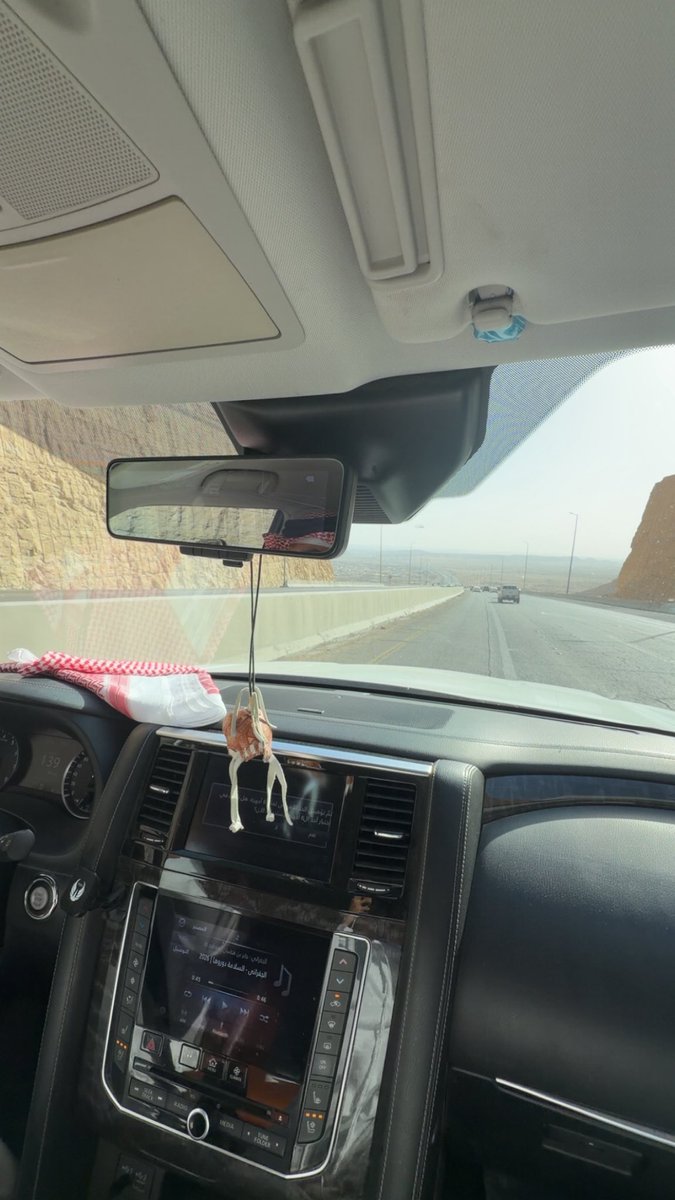 fosaimi9's tweet photo. لو اروح عن مربى الصبا واغترب واغيب
يا عنك الحرار إنها تولع بـ اراضيهاااااااااا https://t.co/CxFVzC0egU
