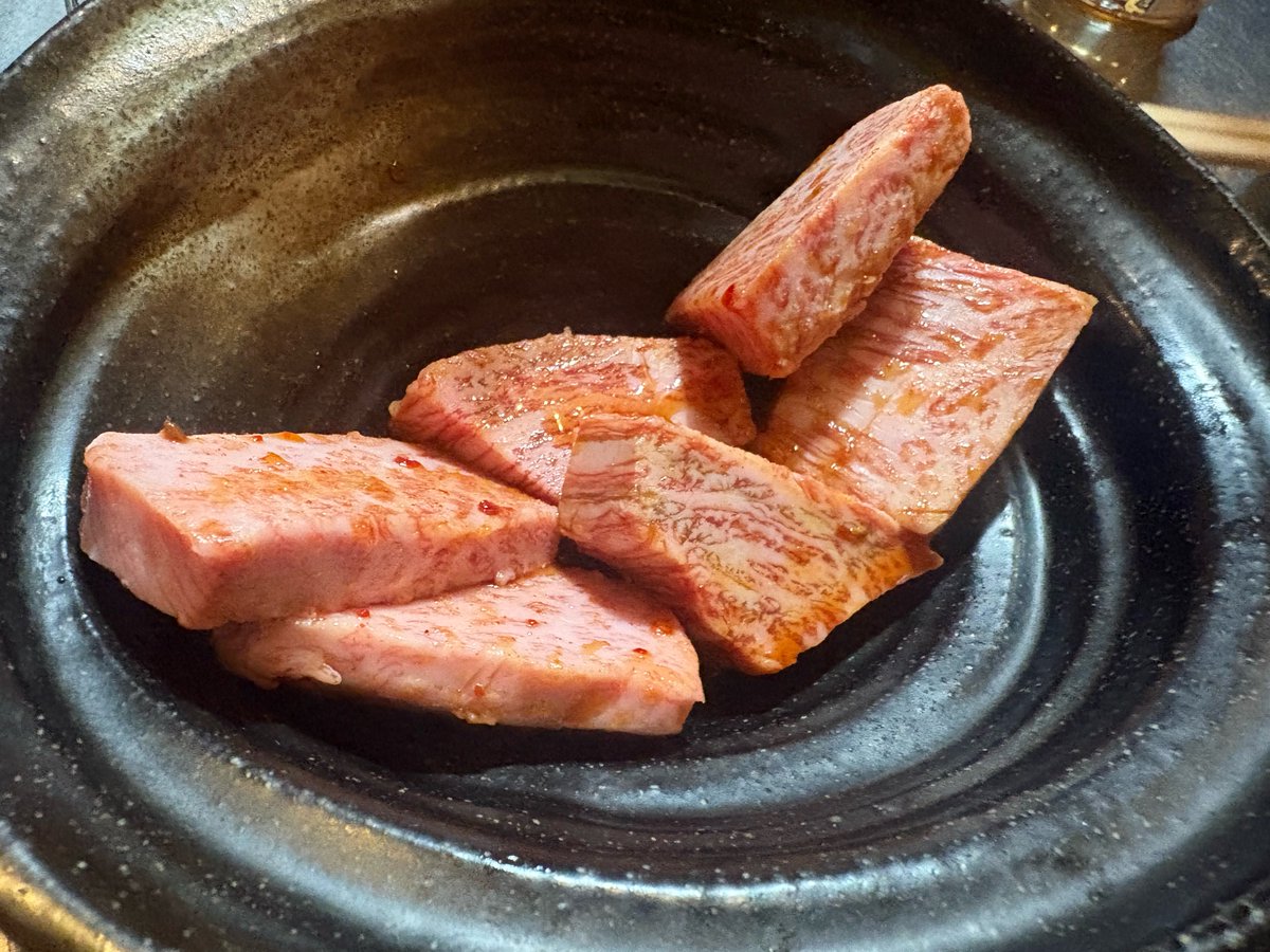 matsu573's tweet photo. 十三　ROCCO
極上焼肉を手頃なお値段で
堪能させていただきました

今日は会社の送別会が先にあったにも関わらずスイスイ入る良質なお肉で
満たされました☆(≧∀≦*)ﾉ

リピ確╭( ･ㅂ･)و ̑̑ ｸﾞｯ ! https://t.co/zcJWxszexi
