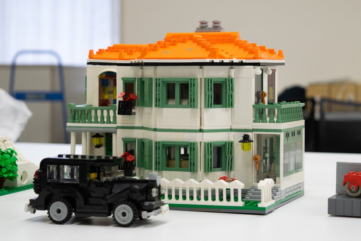 horac_e's tweet photo. 【お知らせ】建物レゴオフを開催します

9月13日（日）に都内で、レゴの建物を持ち寄って遊ぶオフ会を開催します。

建物要素がある作品なら何でも参加OK！（住宅・お店・お城・ロボの基地など）

参加方法などの詳細は、リプライ欄の記事をご参照ください。

（※写真は前回開催時のもの） https://t.co/xoASWjM48l
