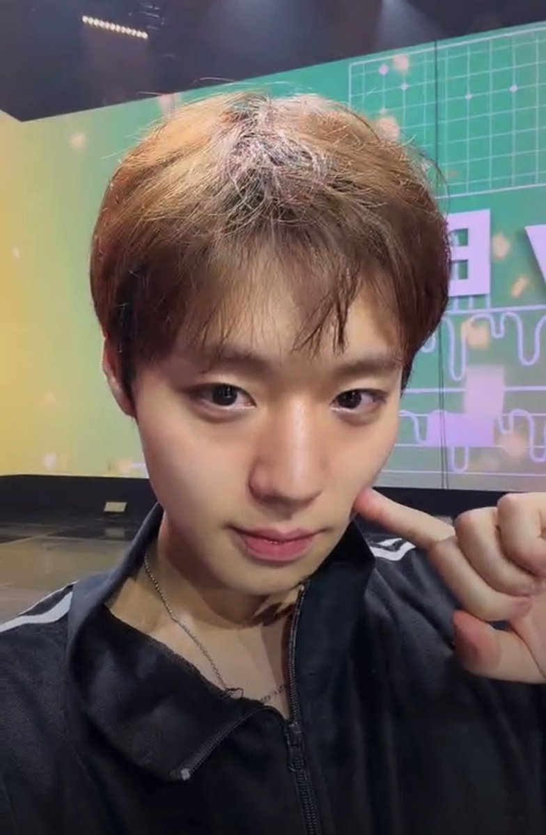 밥풀 tweet media