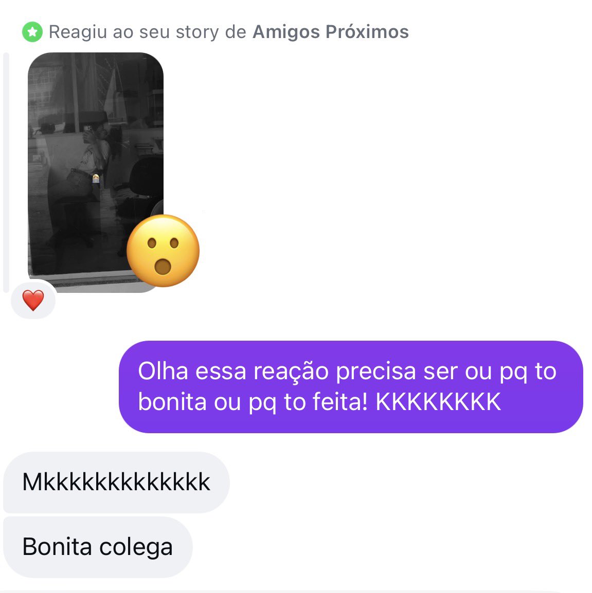 AnatanaGrassi's tweet photo. COLEGA? Amado! O flerte com quem vive de venda é isso aí oh kkkkkkkkkkkk https://t.co/8J8tQ2B9AF