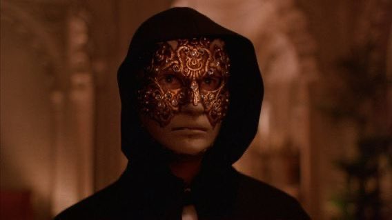 CinemaJoys's tweet photo. Eyes Wide Shut (1999) https://t.co/YBWtYLr4yd