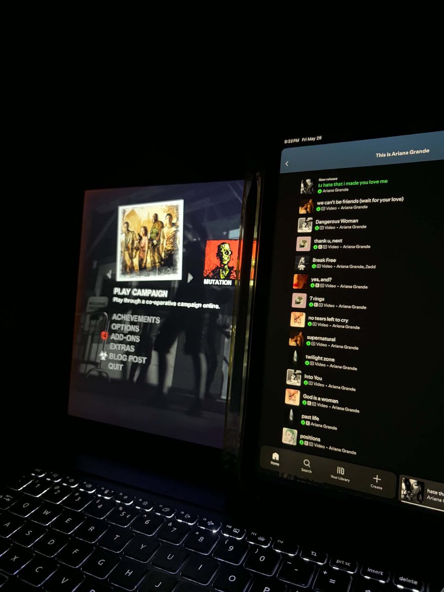 ley_cart's tweet photo. my kind of friday night

(please this is the chillest friday i ever got im gonna enjoy the hell out of 2 weeks vacay so bad before my summer classes) https://t.co/7YKK9loZx1