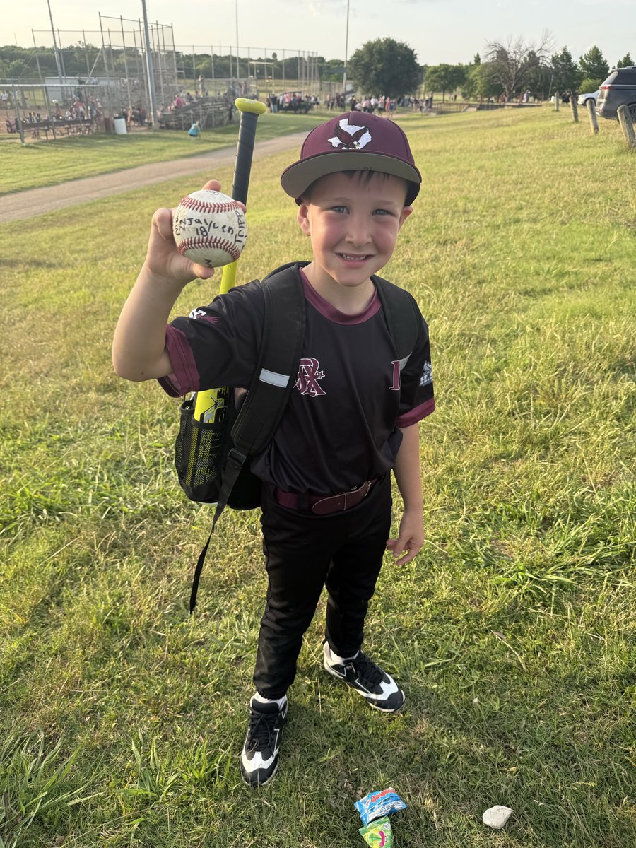 DaveNJBird's tweet photo. Jaycen won his game last night with a walk off home run. Umpire made sure he got the ball. Proud of him no matter what but this was awesome. https://t.co/buwH1Bt1VZ