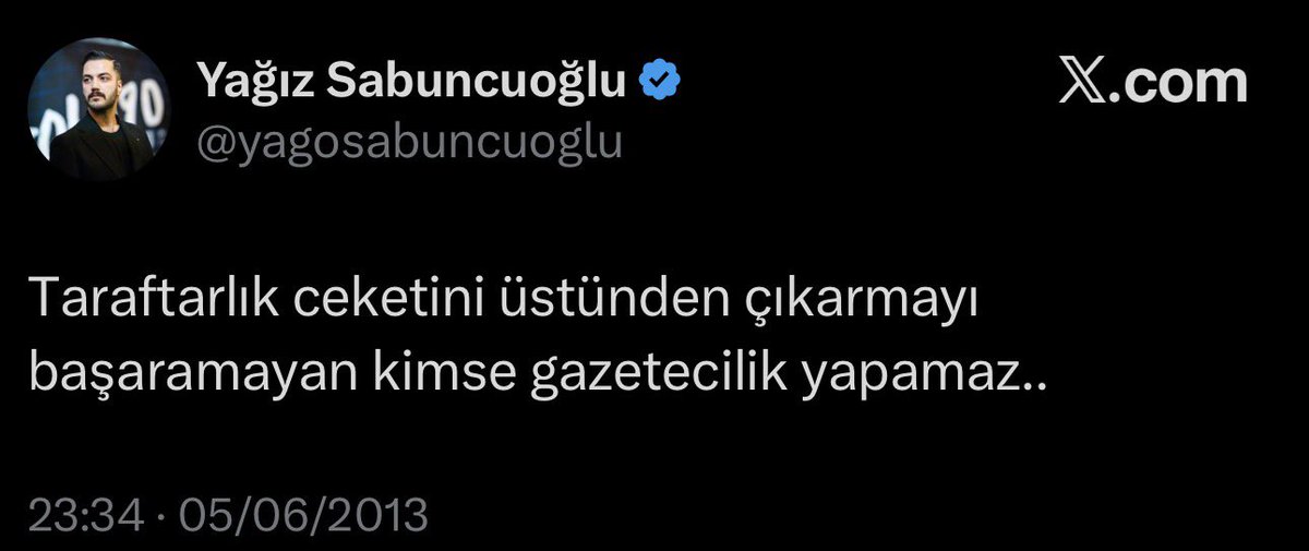 🧣 tweet media