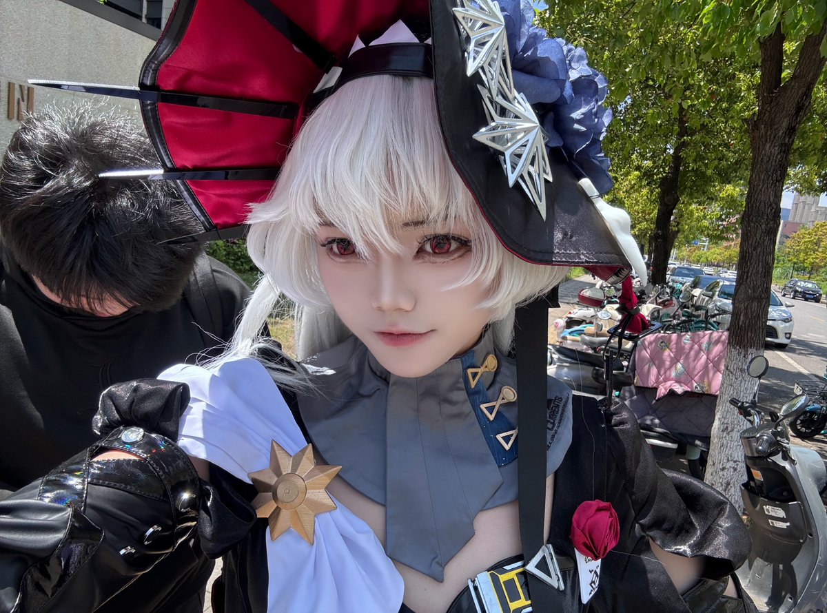 ChengZhi_Tnine's tweet photo. 冷饭
#明日方舟 #幽灵鲨 https://t.co/vmHgFATG8U