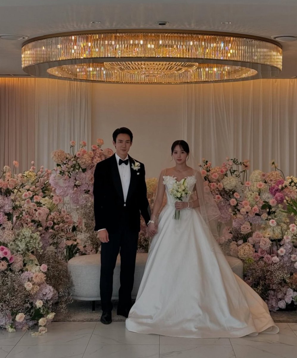 sbys1290's tweet photo. WHEN THE PHONE RINGS 

Saju Couple 🦊💕🐰

#YooYeonSeok #ChaeSooBin https://t.co/hKwGqnVg9S