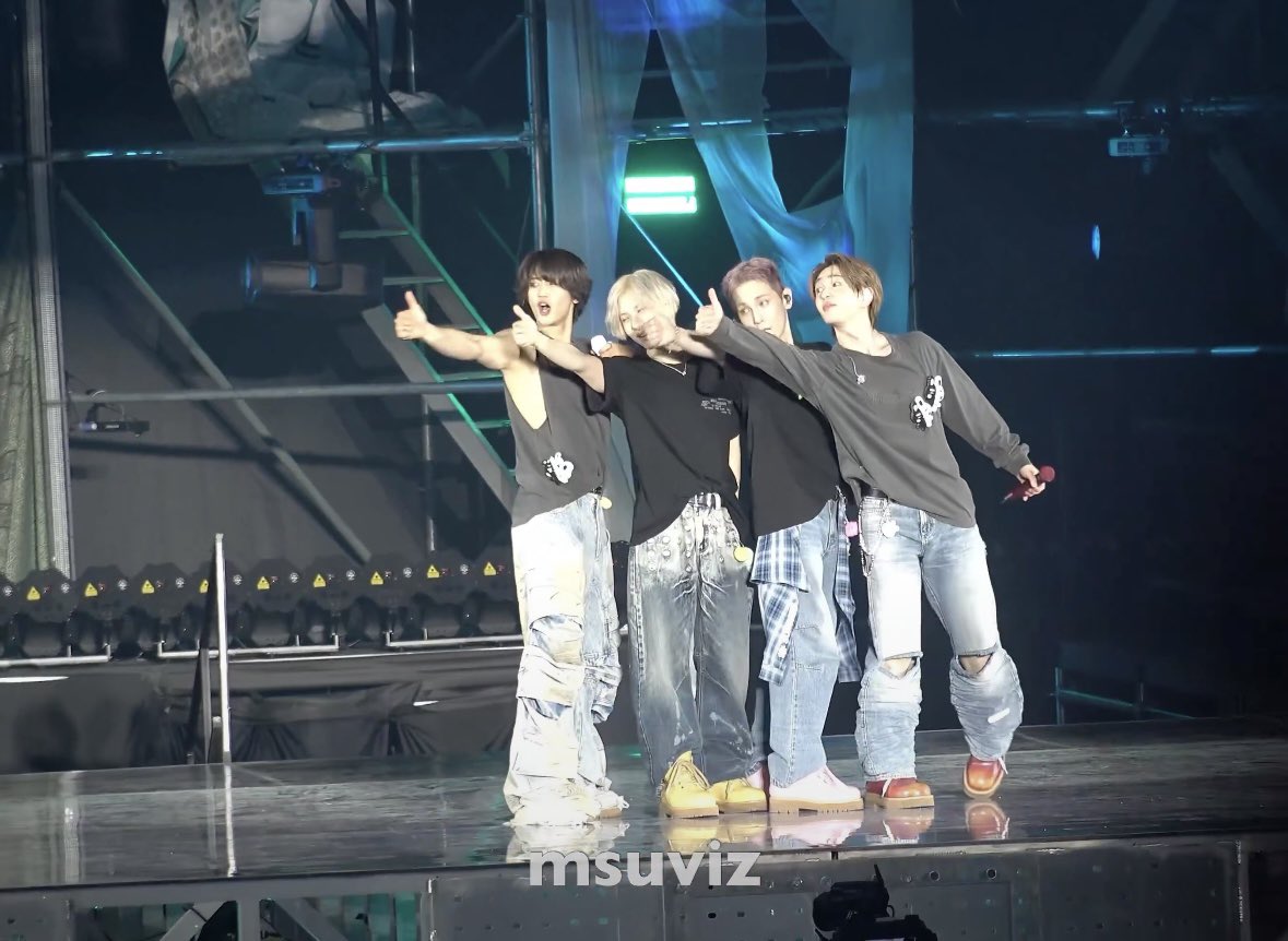 hourly shinee tweet media