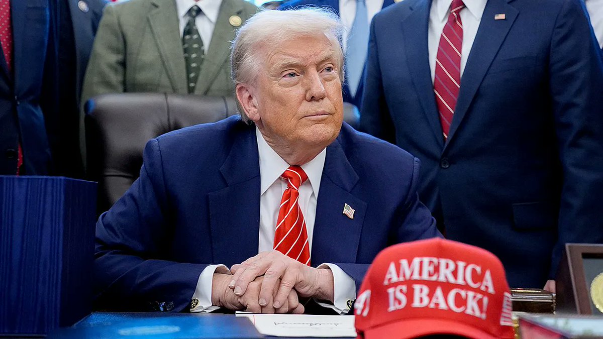 YusufGemz's tweet photo. Just got this from the Whitehouse. Our very own crypto president endorses the $AIB narrative.

Why say you?

Coping at these prices is an absolute steal, and the American dream are those with balls of steel. 🇺🇸 

America Is Back, and it’s here to stay 🦅 https://t.co/zS7GTapyGI