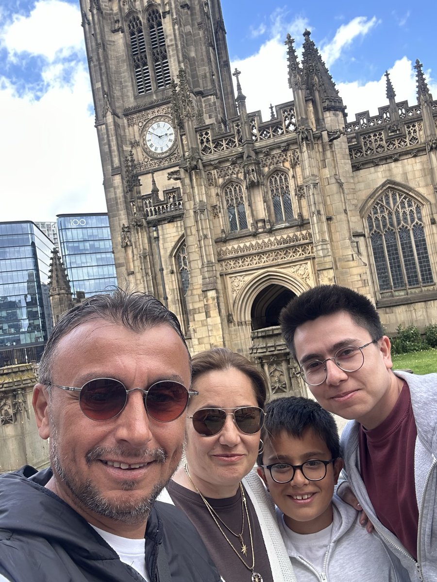 sefikdaloglu's tweet photo. Manchester city https://t.co/hI2vqfT2XT