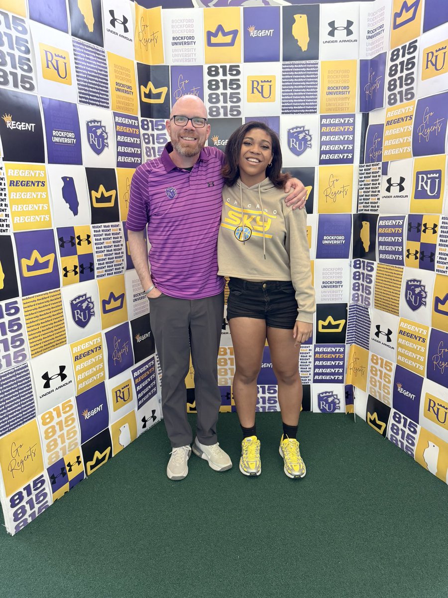KayleeHoops27's tweet photo. After a great visit with Coach Williams, I am blessed to receive an offer to play for @RockfordWbb https://t.co/VwMpprUqIi