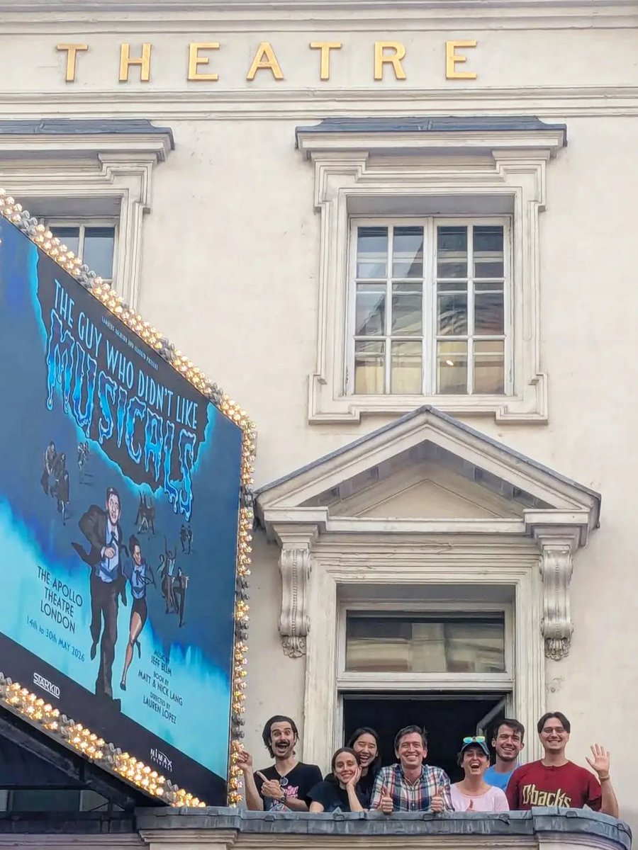StarKid Updates tweet media