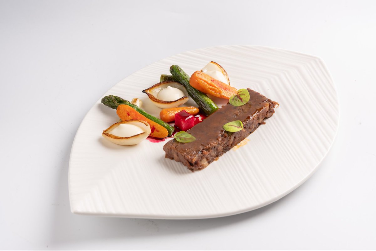 bculinary's tweet photo. 👩‍🍳🧑‍🍳TRADICIÓN, PRODUCTO Y TALENTO JOVEN 🔥
Hoy en BCC hemos vivido la XIV edición del Concurso #EuskoLabel, patrocinado por @hazifundazioa : un día donde creatividad y territorio se han juntado para celebrar lo que más nos representa… nuestro producto local. 🌿💚 https://t.co/YZBJbeMlfv