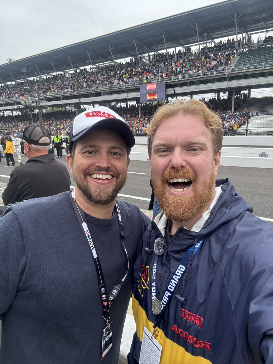 gefersonkern's tweet photo. A alegria de encontrar em Indianapolis as pessoas de fora do Brasil com quem falo há cinco anos por esta rede social e dividem a paixão pela Indy 500. 

@RedRacerBooks que faz livros infantis incríveis para explicar às crianças sobre o mundo de seus novos heróis

@ArchieOReilly_ e o time do @divebombmsport, garotos sub-25 vindos do Reino Unido realizando um sonho

Mike, que faz uma contagem regressiva diária na rede social vizinha, com carros clássicos da corrida, esperando o melhor dia do ano 

Dave do @TheUpshift_ que viaja de carro pelo meio-oeste para cobrir as corridas e é um craque no que faz

Espero voltar no próximo ano para conhecer a todos que tanto já me ajudaram e não consegui encontrar. @Calhoun98 @Thomsen419 @500Indy1911 @Indy500Trivia e tantos mais: no próximo Mês de Maio, vai dar certo

Muito obrigado a todos. Vocês sabem o que Indy significa 😃