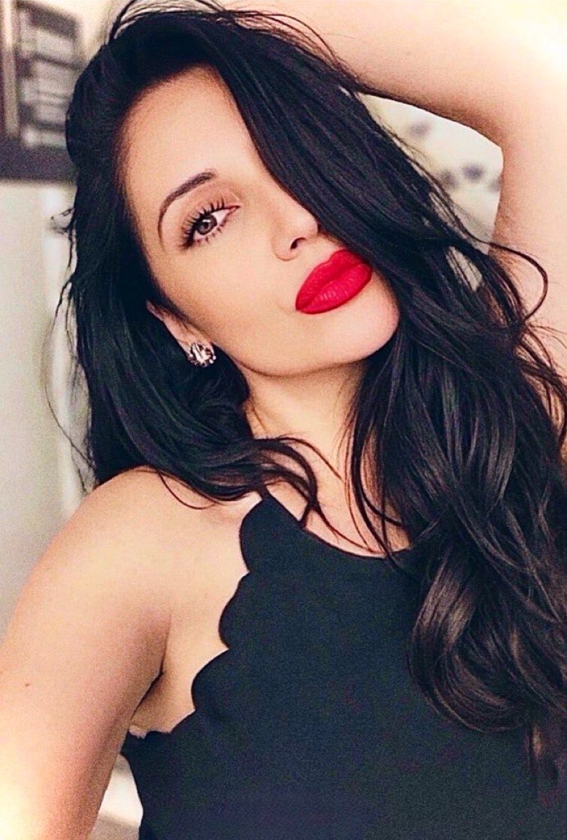 💋 INDI tweet media