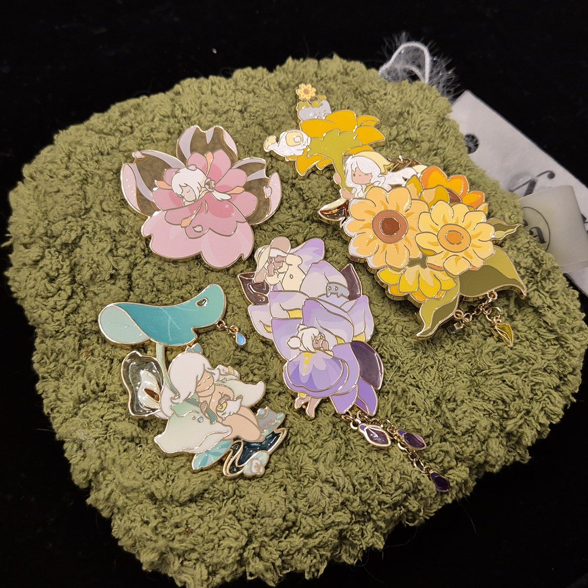 kin_yang3's tweet photo. 꽃의 아이들 시리즈🌸🪻🌱🏵

#thatskyshop https://t.co/6Eo6qSXXjJ