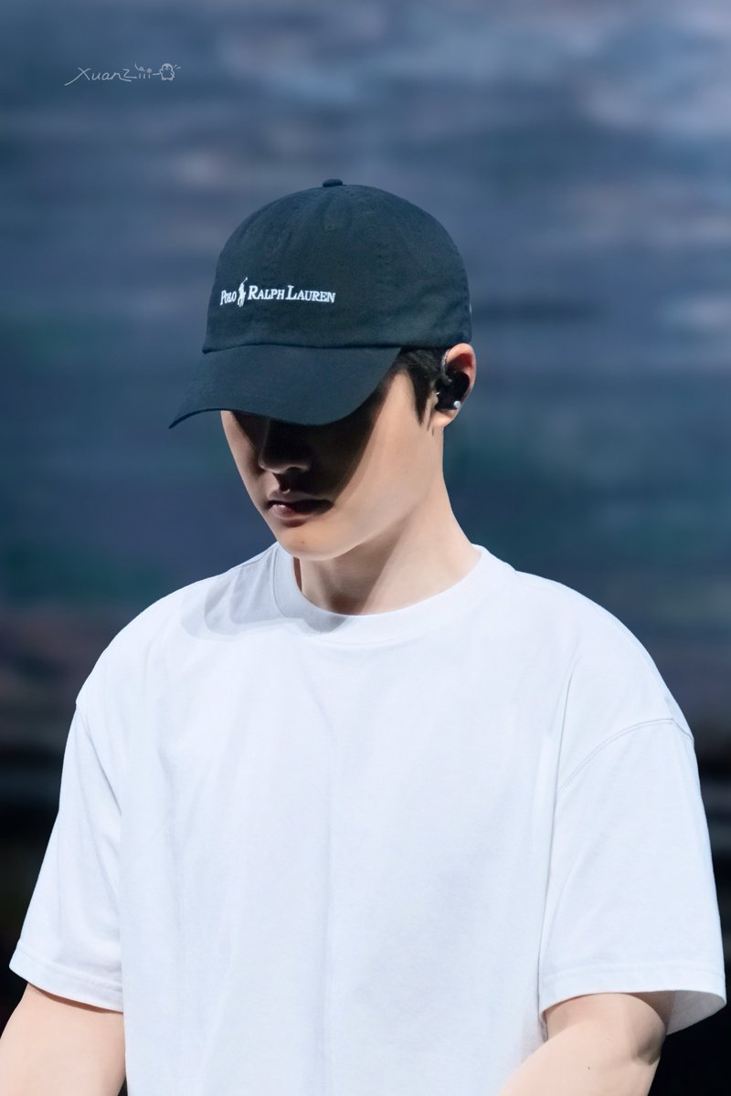 XuanZiii0112's tweet photo. 20260522 EXhOrizon in MACAU
흰 티 입은 남자? 절대 착한 애 아님🫢
#DOHKYUNGSOO #도경수 #디오 #exo
@DOHKYUNGSOO_X https://t.co/UIGatA3rWJ