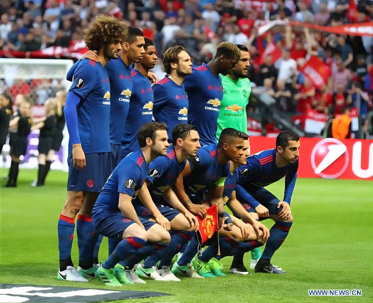 Mourinho_Xtra's tweet photo. Jose Mourinho managing to win the UEFA Europa League with this united side despite receiving less support from the United board, isn't given enough credit

The Special One for a reason 👏 https://t.co/4M06VDYUgu