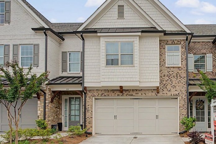 listingsatl's tweet photo. Imagine starting your day with natural light, spending weekends near Kennesaw Mountain, and being just minutes from Marietta Square. This home is about more than where you live. It is about how you live.  Call 404-528-2665 or ask your questions below. https://t.co/ALjm49o057