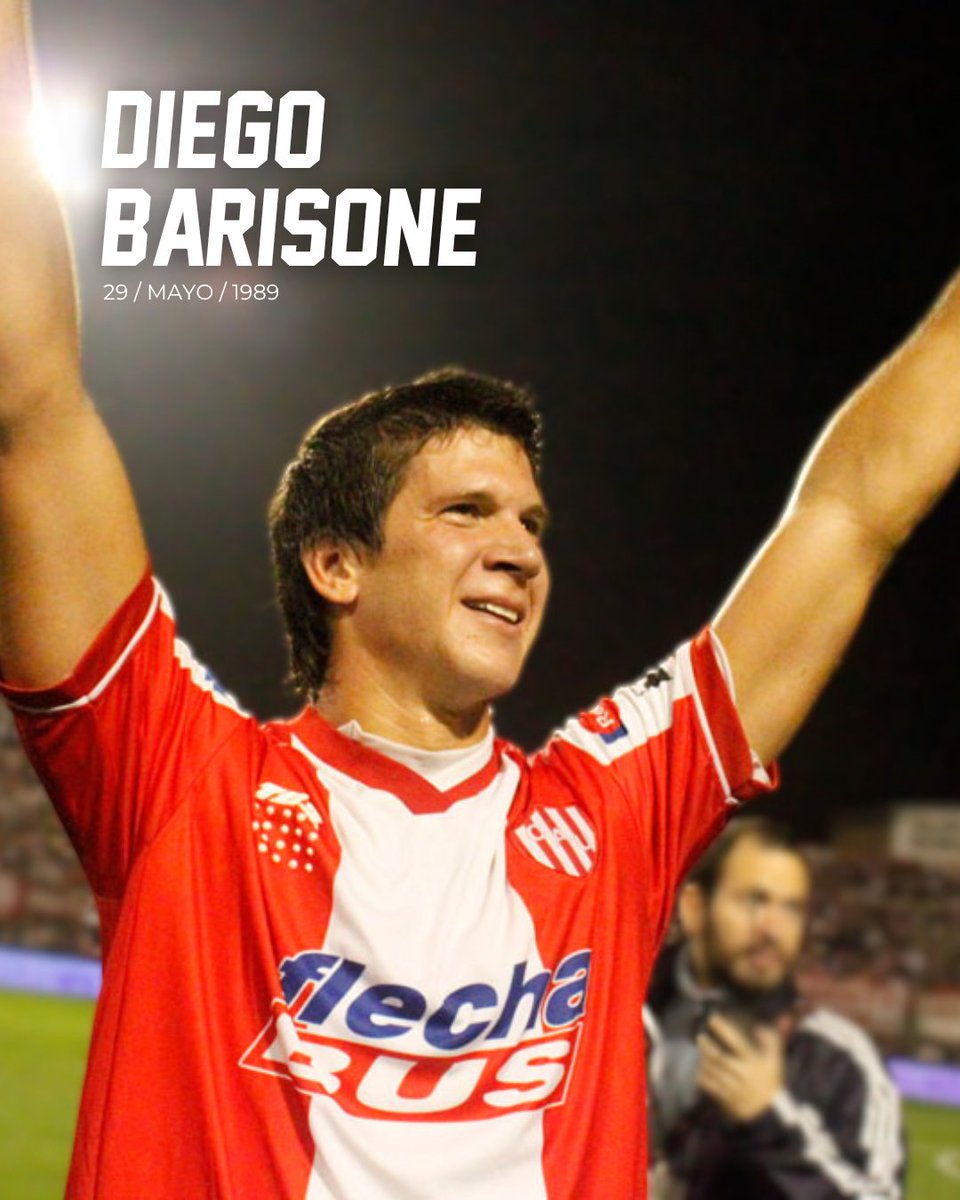 clubaunion's tweet photo. El 29 de mayo de 1989 nació Diego Francisco Barisone
🔴⚪ Se inició en nuestra Escuela de Fútbol
⚽ Jugó 51 partidos con la camiseta rojiblanca de manera profesional y convirtió 3 goles
💬 "Nací en Unión, crecí acá, juego como jugador y también como hincha" https://t.co/BRSMIwoG5u
