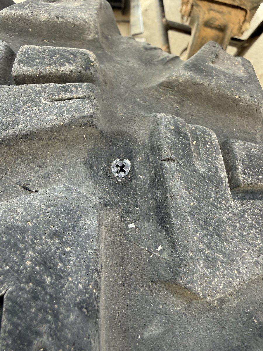 toddyke's tweet photo. @lathemfarms @CBKimbrell 3weeks in on a rear tire https://t.co/pPm3zsruEX