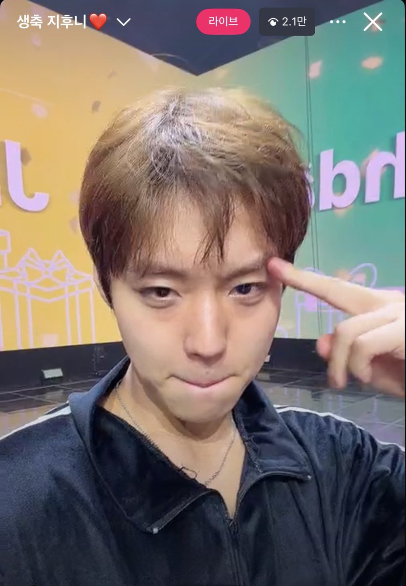 내맘은또롤링 tweet media