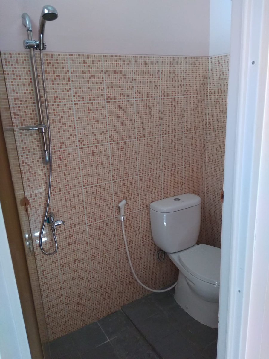 cajffeine's tweet photo. Info kost putri solo dekat UMS &amp; kampus 2 poltekkes surakarta, strategis, kost exclusive, dan free wifi. Harga terjangkau untuk kantong maba dan mahasiswi. Untuk info lebih lanjut wa ke : 083865507473. 📍: Gedongan, Colomadu, Karanganyar. Belakang hotel Alana. #kostputri https://t.co/kwqk5ocXOA
