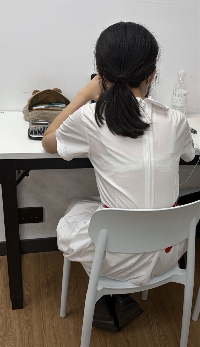moax chan tweet media