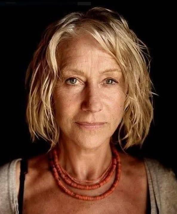 oldfileles's tweet photo. With Helen Mirren of course... https://t.co/AGBbpH5zGO