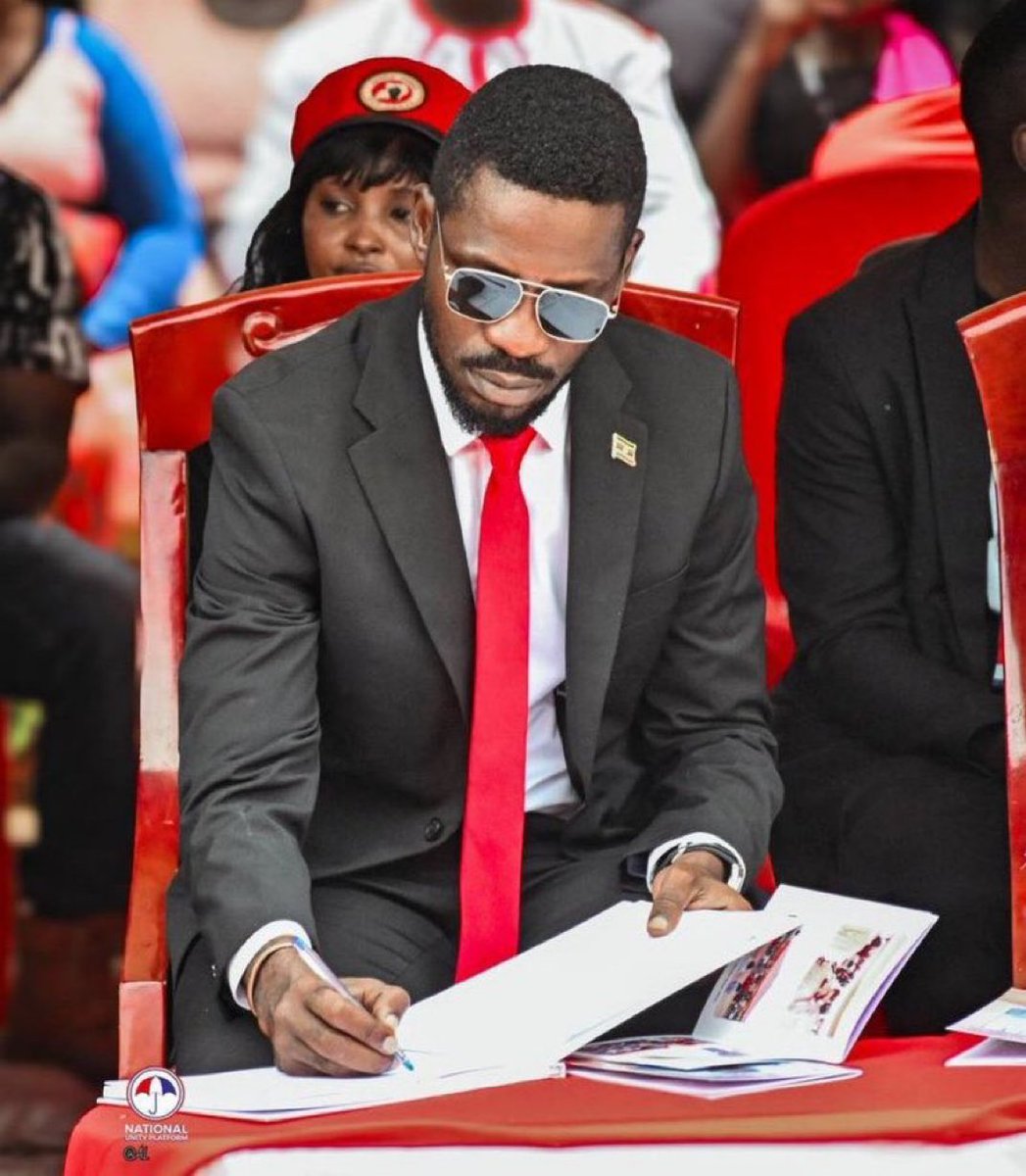 DrMorgans01's tweet photo. BOBI WINE IS THE LEGITIMATE PRESIDENT 🇺🇬 https://t.co/VbMJE6ulvN