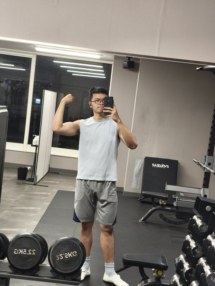 saurussance's tweet photo. https://t.co/JuGO90Jk5R