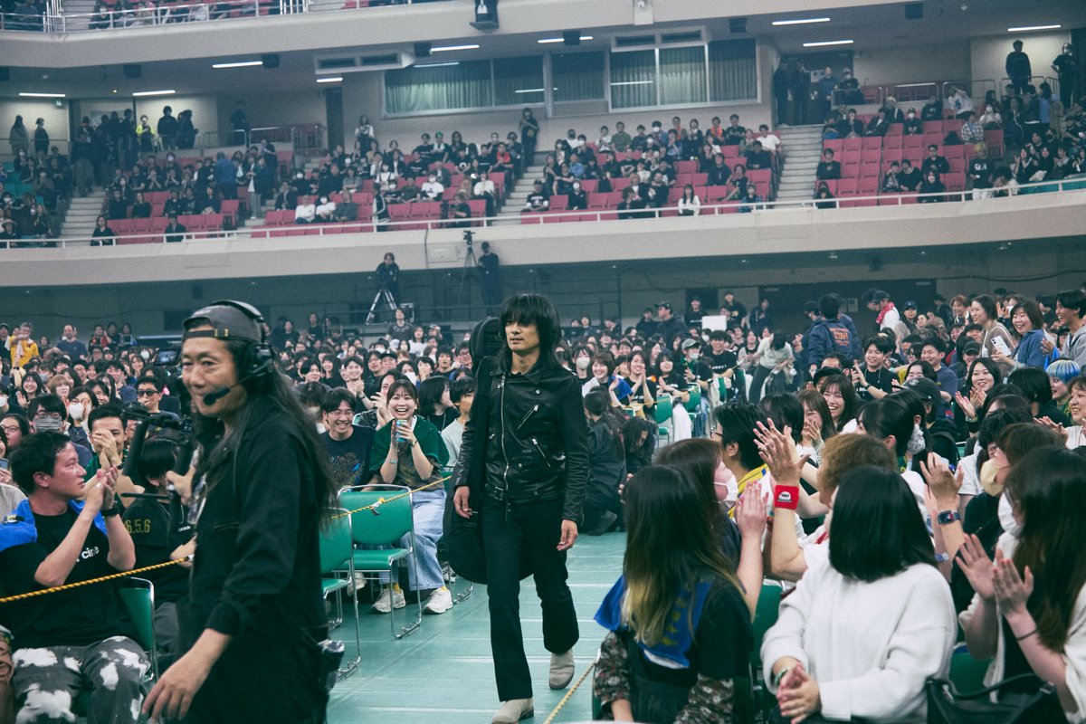 afoc_official's tweet photo. 【インタビュー掲載】

6月5日発売『音楽と人』7月号
a flood of circle佐々木亮介への“LIVE AT 武道館”アフターインタビューと来場したミュージシャンたちからのコメントを掲載
https://t.co/po6AtwnCh0

#AFOC20th https://t.co/JLwBwW9BUs