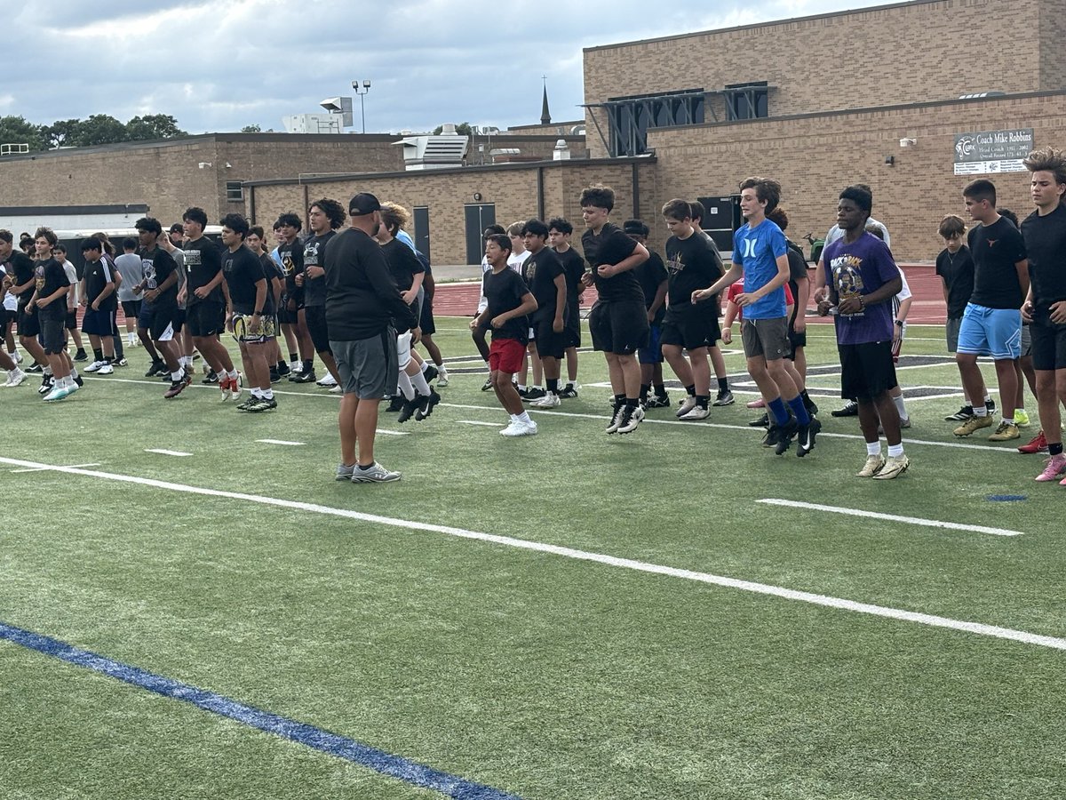 FbCougar's tweet photo. Our 2026 Football Camp was a success! Thanks to all our athletes from @HobbyBoysATH &amp; @NISDRawlinson who joined us in kicking off summer with some Cougar Football. #ALLIN https://t.co/HOzJMPSPdD