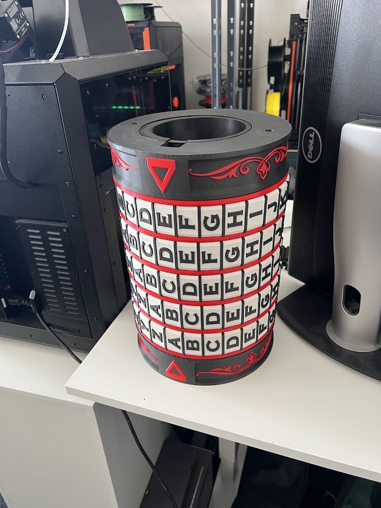 Medvjed's tweet photo. Enjoying some "me" time... at work. Test assembly of my giga cryptex. If you are interested in - here is the model: https://t.co/NvxTj5AuJJ Printed in #PRUSAMENTASA on #PRUSAXL (with enclosure). https://t.co/9G3lONkjfP