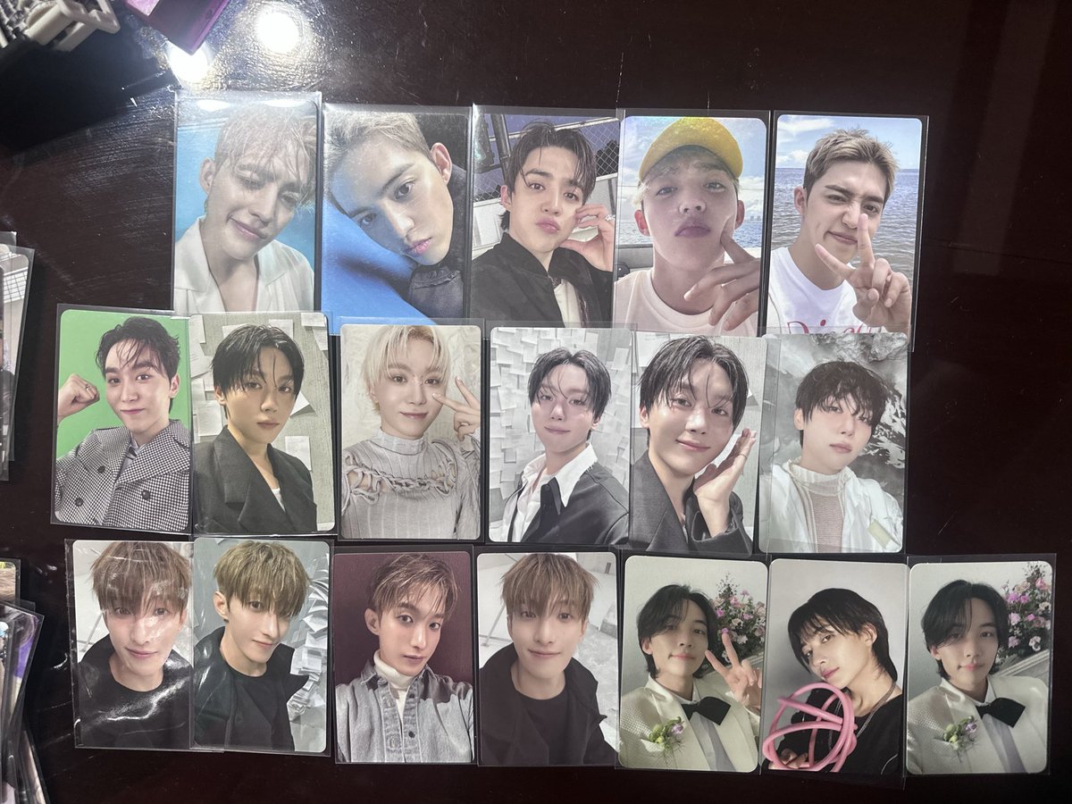rosecartz's tweet photo. wts lfb svt ph

- random photocards
- 50-150 pesos only
- sdd, j&amp;t, can do meet-up at ammb tomorrow (May 30)

seventeen scoups seungcheol jeonghan joshua jun hoshi wonwoo woozi the8 mingyu dk seungkwan dino https://t.co/OTOXEU9Smx
