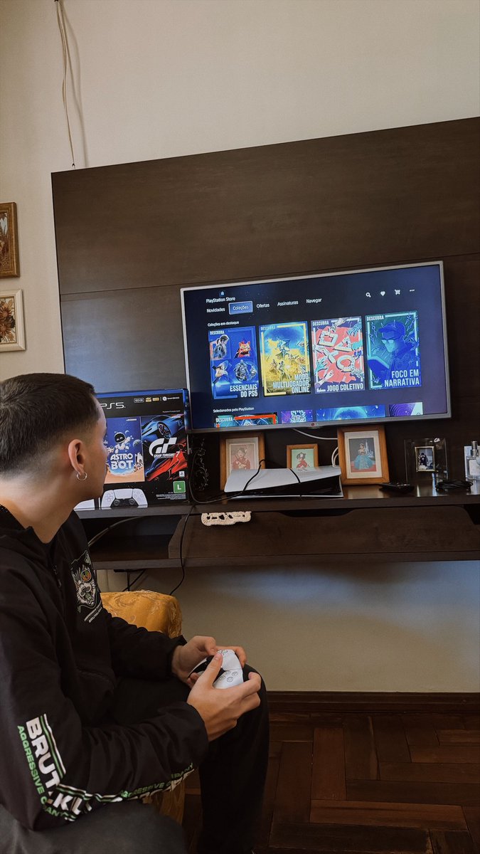 cxrolinay's tweet photo. e nois entrega dia 28 mesmo a data sendo dia 12 KKKKKKKkkkk nao tava me aguentando https://t.co/SQ5s3L1CN0