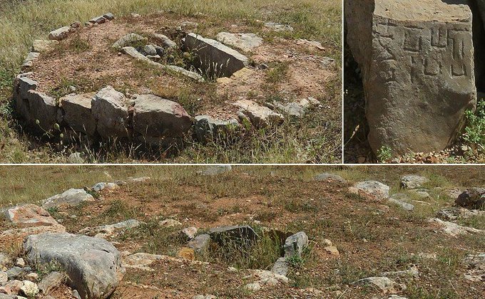 RPH969's tweet photo. Bazinas, typical Numidian tombs, and Punic inscription in the ancient city of Castellum Tidditanorum (Tiddis), Algeria, 2nd century BC.
#Algeria #Numidia #Archaeology https://t.co/Ok9hICmTXe