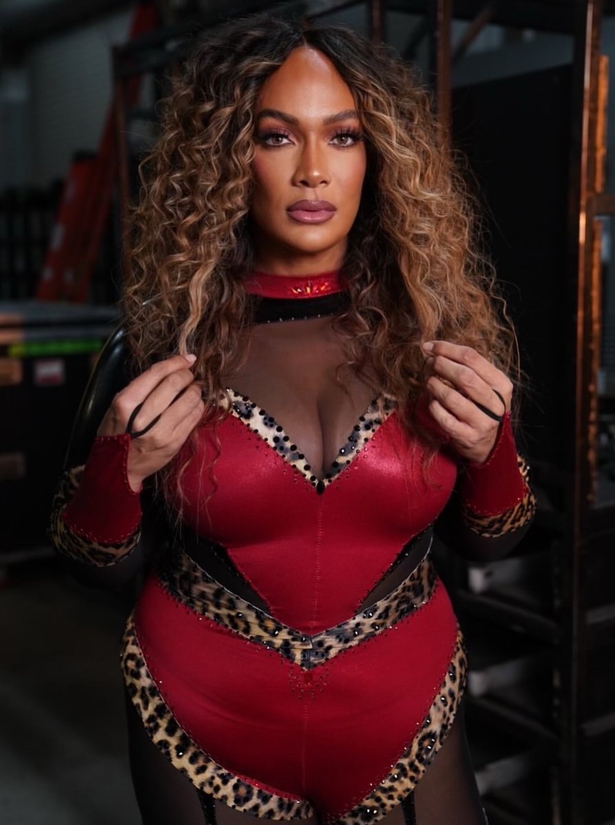 WrestlingWCC's tweet photo. Nia Jax turns 42 today, happy birthday 🎈 https://t.co/ILnssDGARq