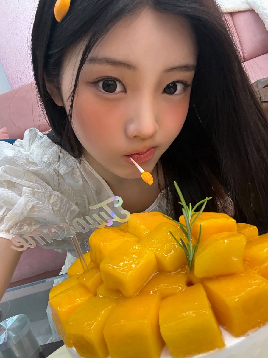 wonhwlee's tweet photo. @selfolx keminattt! masa hari ini orang orang pada gabisa bedain aku sama mangga kakk https://t.co/XhmFC3fvps