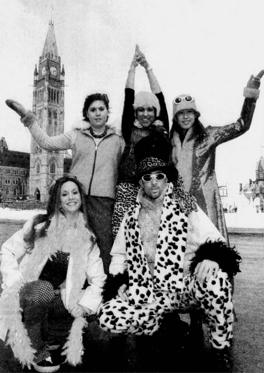 ParlCharlie's tweet photo. Sure, the Canada Day entertainment lineup on Parliament Hill looks good, but they should really bring back the MuchMusic / Electric Circus dance party :-P (picture from 1999) https://t.co/DfpEsncMVr